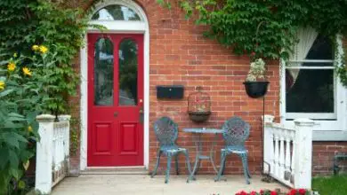 9 ideas sencillas para decorar la puerta de entrada que tienen un gran impacto