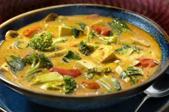 Curry De Tofu Con Verduras