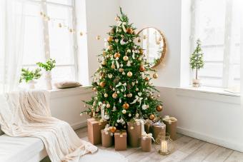 Decoración dorada del árbol de Navidad