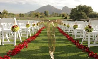 pasillo de ceremonia de boda al aire libre