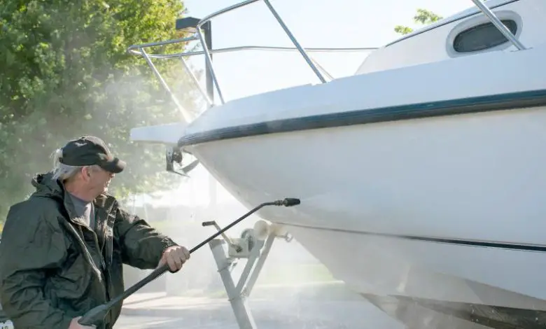 Cómo limpiar el casco de un barco: los mejores métodos