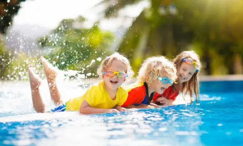 10 juegos de piscina familiar que causarán sensación