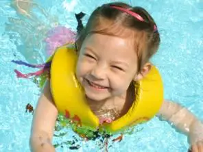 Alarma de seguridad para piscinas infantiles