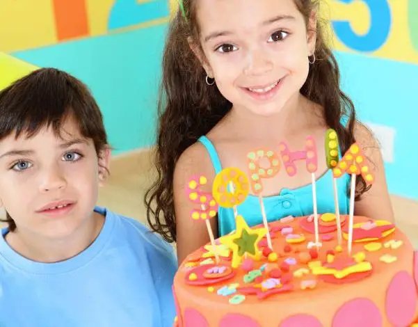 Diseños creativos de pasteles de cumpleaños que les encantarán a los niños