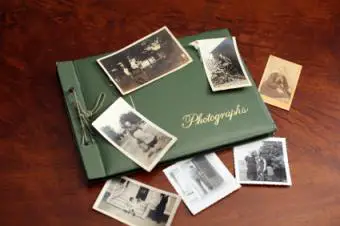 Libro de recuerdos y fotos.