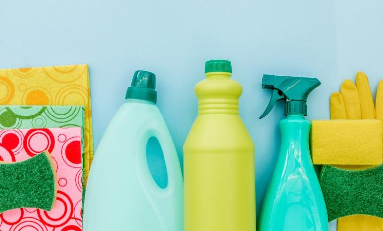 La práctica lista de suministros de limpieza: lo que realmente necesita