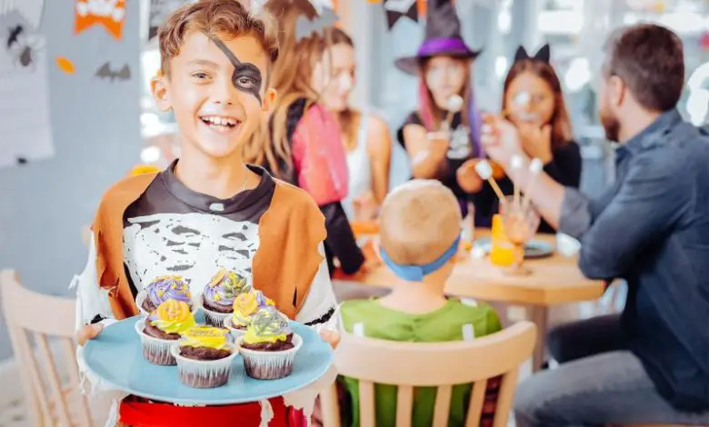 13 ideas de comida para la fiesta de cumpleaños de Halloween para un regalo espeluznante