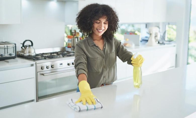 Cómo limpiar sus encimeras de manera natural y efectiva