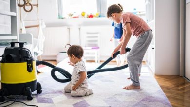 Cómo enseñar a un niño a limpiar su habitación como parte de su rutina