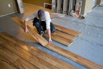Instalar pisos de madera