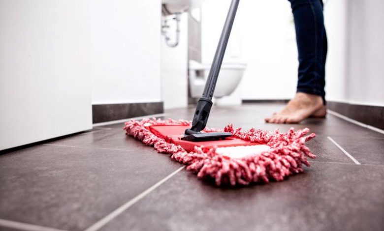 Cómo limpiar suelos de baldosas con vinagre