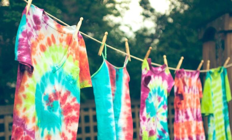 Cómo lavar el tie-dye para mantenerlo vibrante
